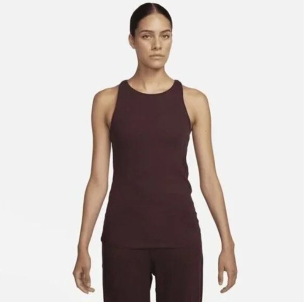 Nike Yoga Luxe SE Ribbed Tank Top Burgundy Crush Womens Sz M